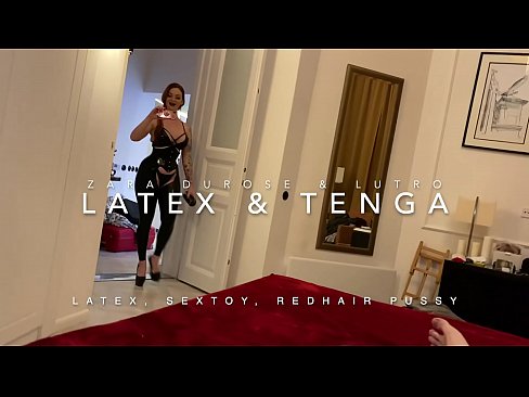 ❤️ Usisi otholwa enekhanda elibomvu egqoke imvunulo ye-latex ebhejwa usingamzali Izocansi ku-zu.megaofertas.top ❌