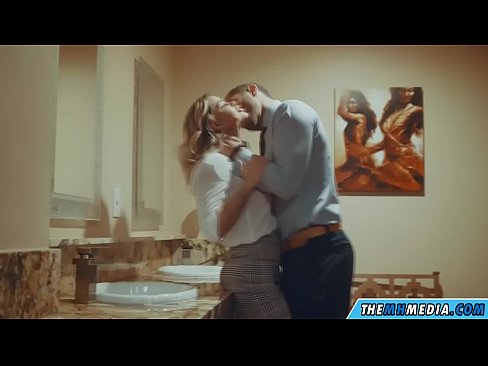 ❤️ Uma blonde obugaxayo ekuyenga endlini yangasese yomphakathi Izocansi ku-zu.megaofertas.top ❌
